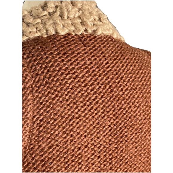 TRF Zara Sherpa / Wool Vest Knitted Brown and Tan Medium - Picture 5 of 5